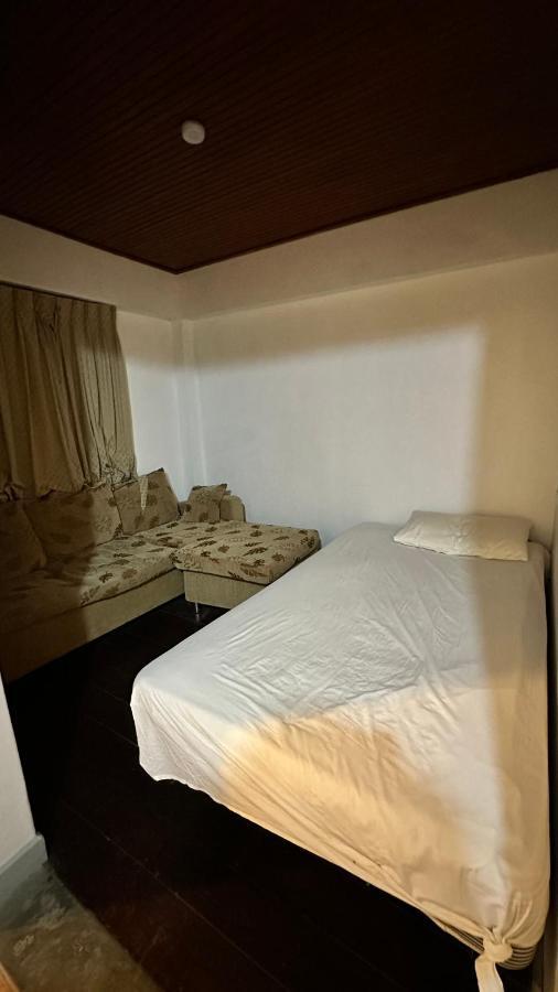 Relax Guest House Patong Exterior foto