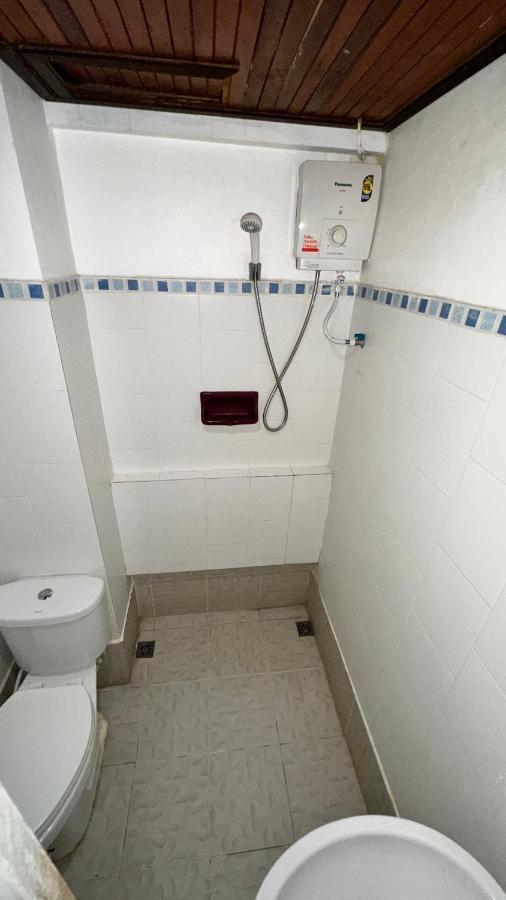 Relax Guest House Patong Exterior foto
